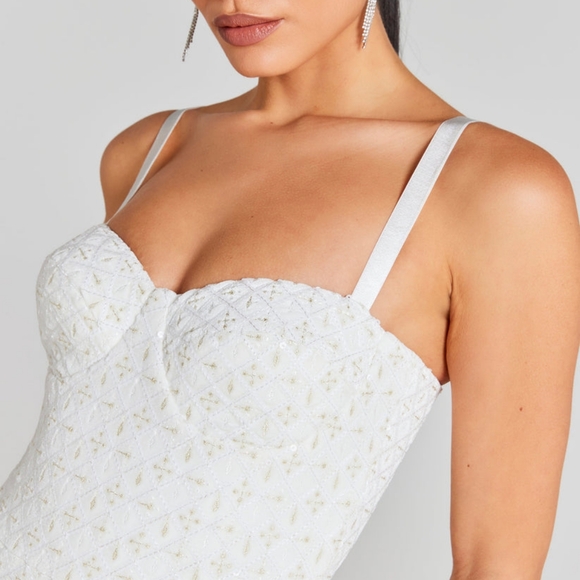 NWT brand new never worn Nadine Merabi Hailey Jumpsuit size small - Picture 4 of 12